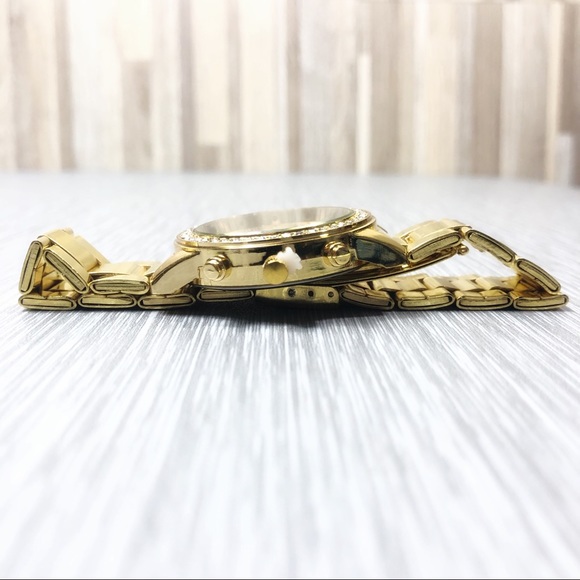 Geneva | Gold Stud Watch - Picture 5 of 5